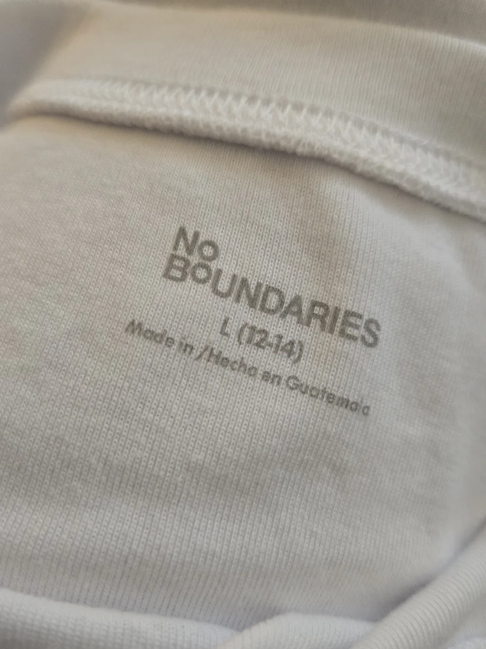 No Boundaries NEW Le Croissant Graphic Crop Crew Tee - Juniors Large 12-14 - Picture 5 of 6